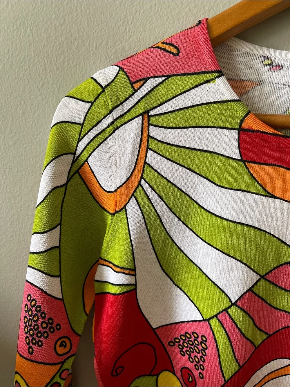 Joseph A Y2K Vibrant Swirl Print 3/4 Sleeve Top in Pink, Orange, Lime & White - Picture 4 of 7